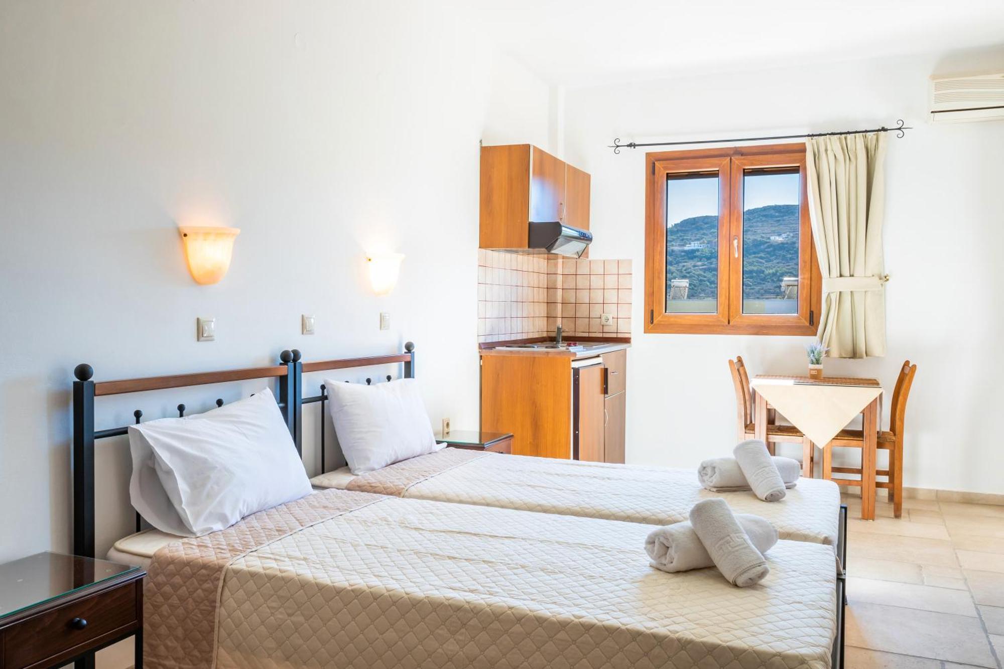 Petra Studios Karpathos Esterno foto
